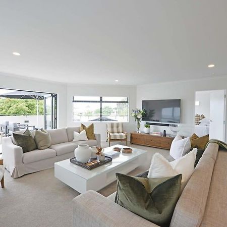 Escape To High End Comforts On Riverton Βίλα Mount Maunganui Εξωτερικό φωτογραφία
