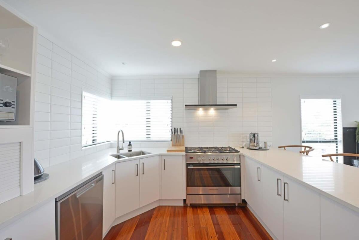 Escape To High End Comforts On Riverton Βίλα Mount Maunganui Εξωτερικό φωτογραφία